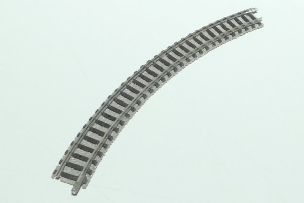 Fleischmann 9120 curved track R1