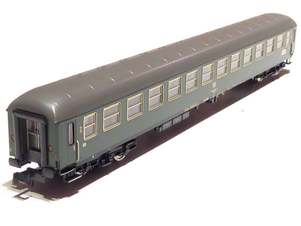 Fleischmann 863922 DB 2 Klasse Personenwagen grün 