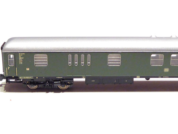 Minitrix 15548 05 DB 4achsiger 2 Klasse Personenwagen grün