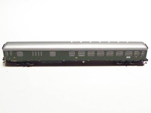 Minitrix 15548 05 DB 4achsiger 2 Klasse Personenwagen grün