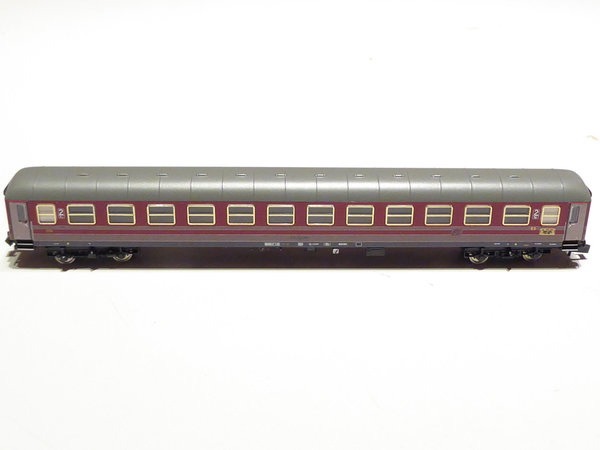 Fleischmann 811108 FS 4achsiger 2 Klasse Personenwagen rot